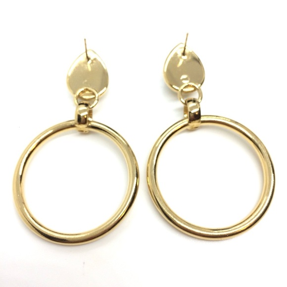 VINTAGE 80S 90S GOLD TONE STATEMENT DROP HOOP EARRINGS FAUX PEARL EARRINGS - Picture 12 of 13